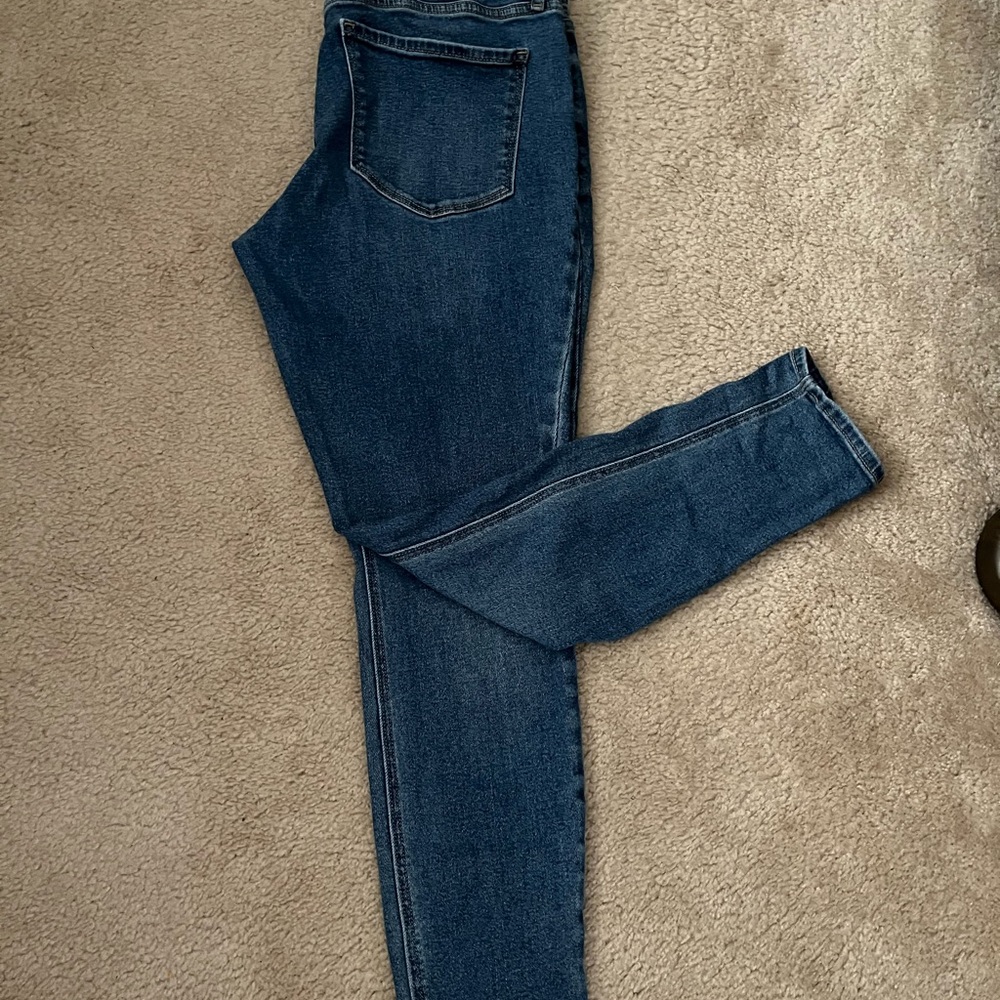 Old navy's casual jeans